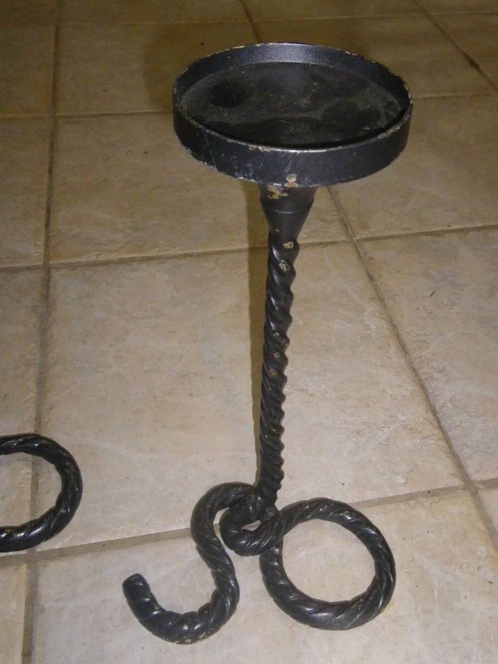2 Large Tall Metal Candel Holders w/ Rope Motif